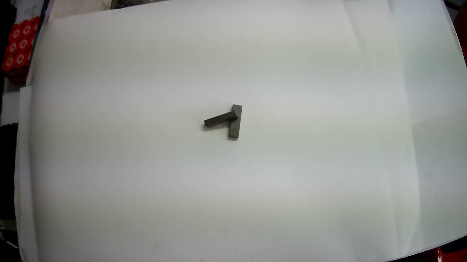 MOZNIK B 8 X 5 X 27 DIN 6885 B - Kmetijska mehanizacija TOTI ŠTAJERCI